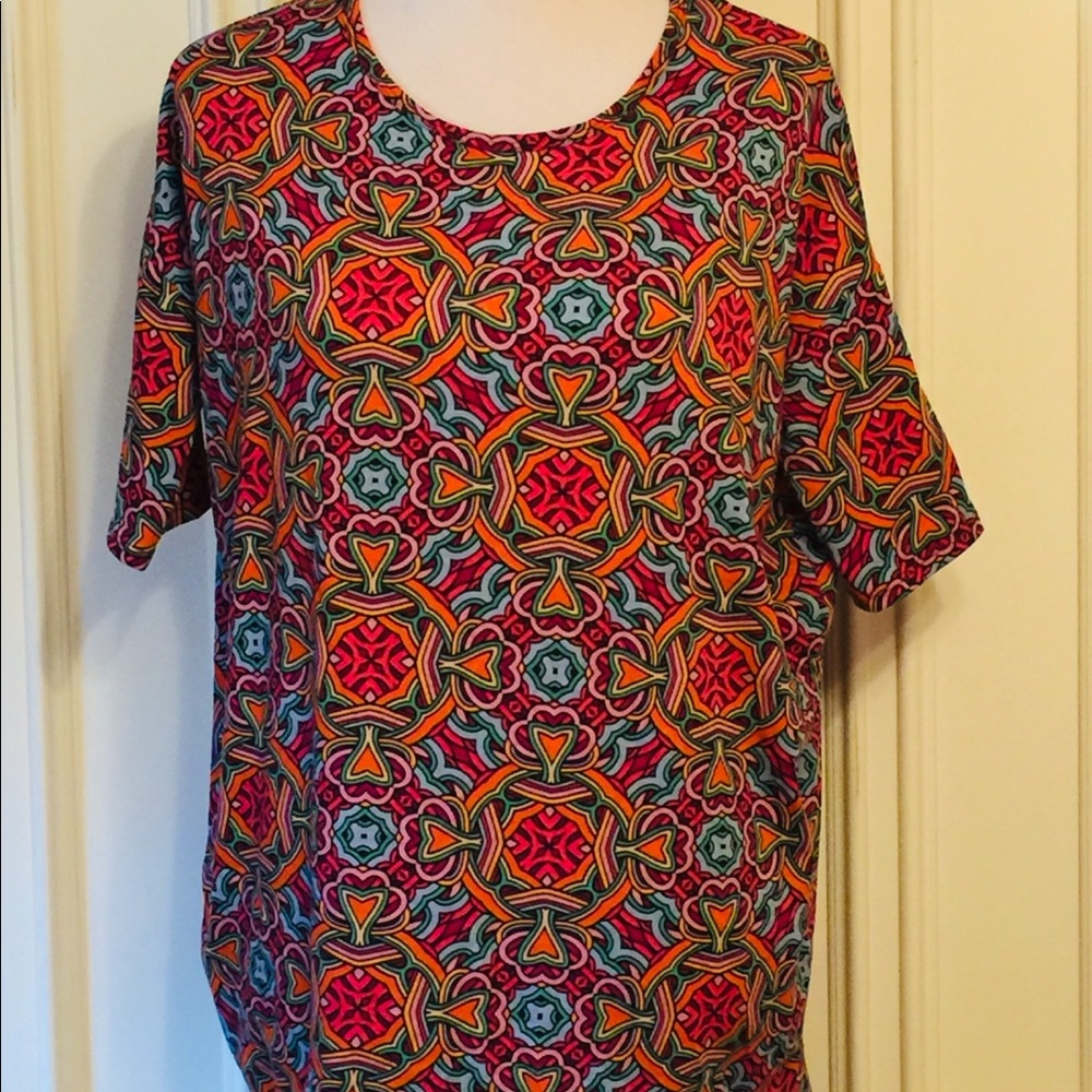 LuLaRoe Hi-Lo Tunic Top